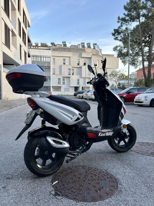 VENDO Keeway F-act 125 - (C/ 6700 KM!)