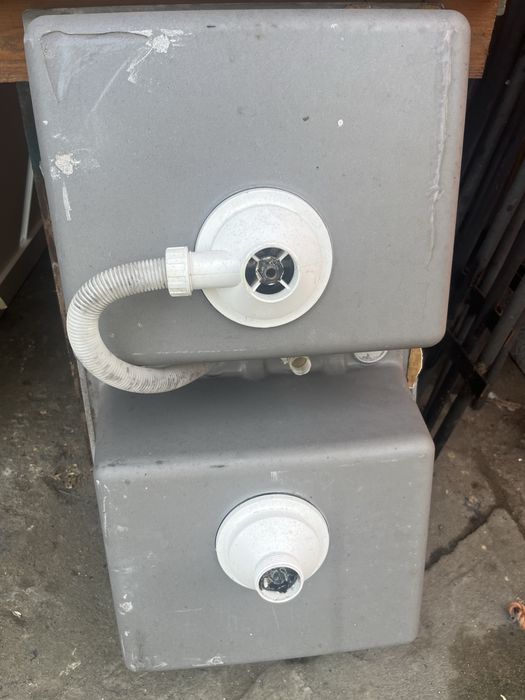 Zlew dwukomorowy szary