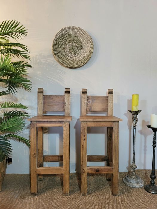 2 cadeiras, altas, refeições, bar, mexicano, rústico