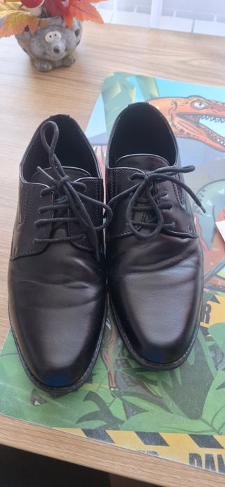 Eleganckie czarne buty