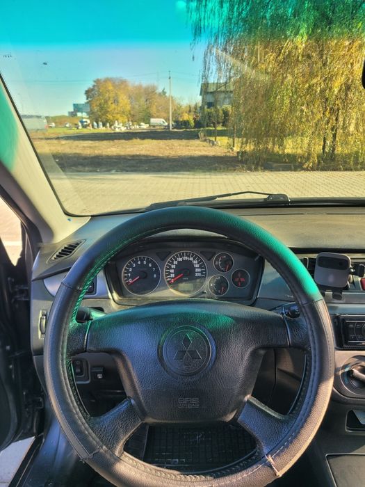 Mitsubishi Lancer