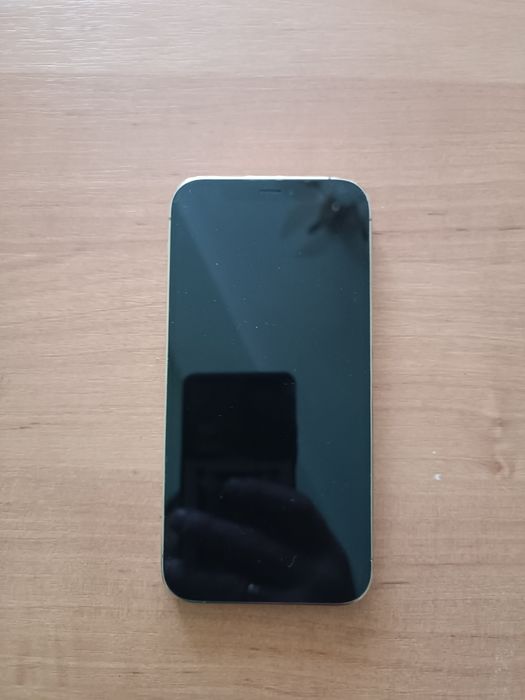 Айфон 12 про 128 в ідеальному стані + чохли в подарунок