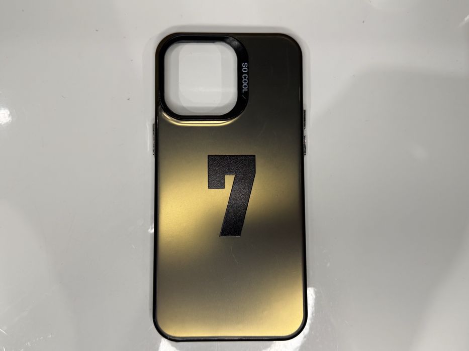 Чохли на iPhone 15 Pro Max