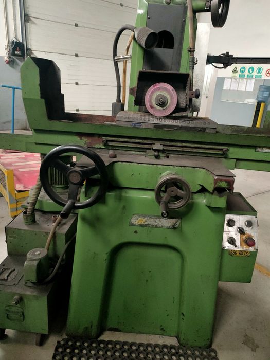 Retificadora plana em bom estado