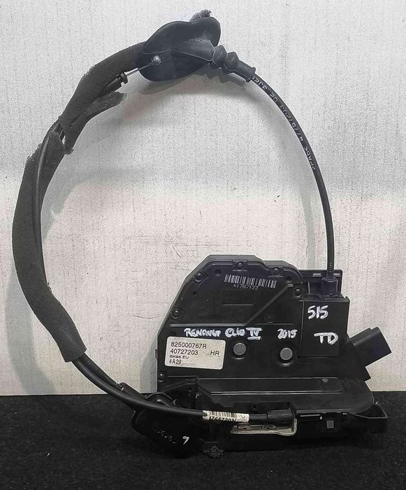 Fechadura / Fecho Porta Trás Direito 825000767R - RENAULT CLIO IV