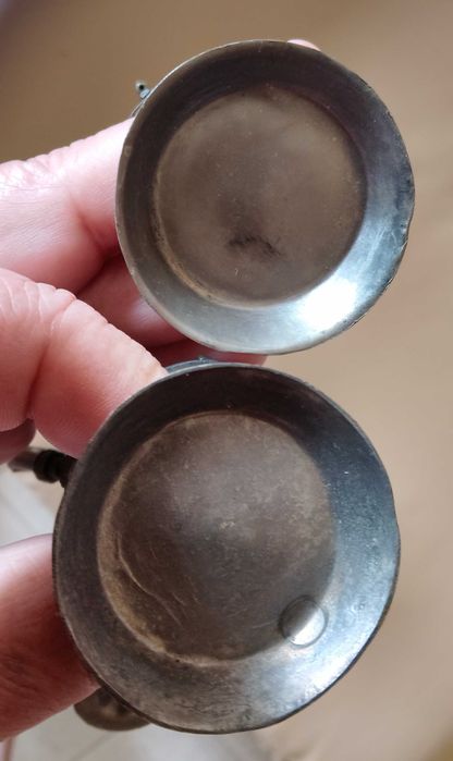 Vendo 2 Estatuetas em Chapa