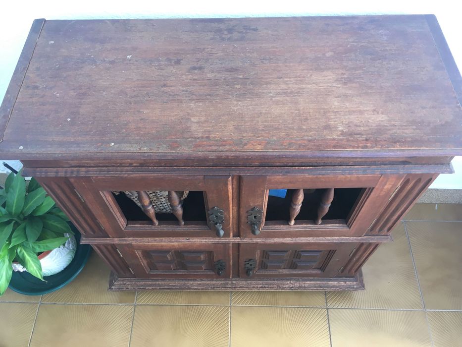 Móvel aparador/sapateira