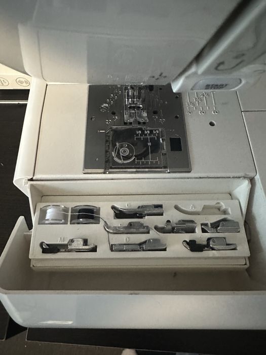 Швейна машинка Janome Memory Craft MC5200