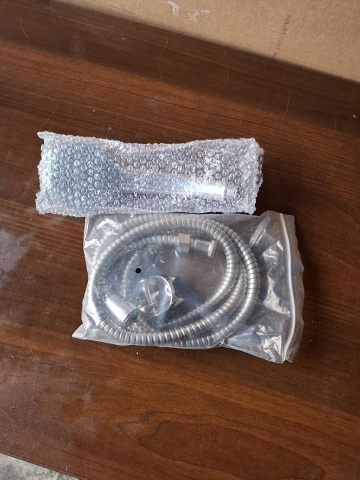 Wąż prysznicowy słuchawka NOWY