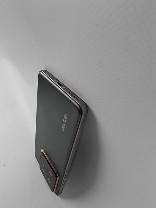 Realme GT 7 Pro Snapdragon 8Elite 12/512