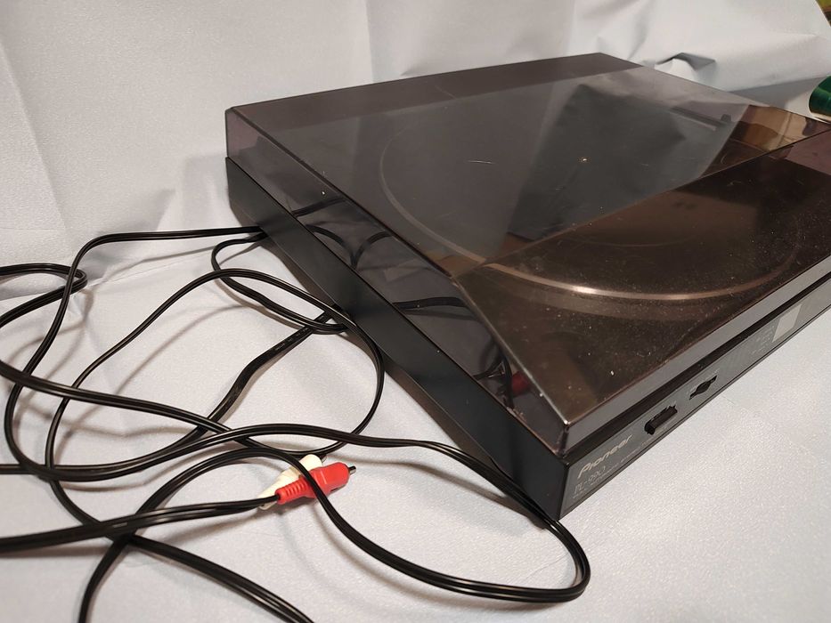 Gramofon Pioneer PL-990