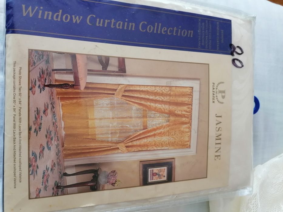 Window Curtain425379357577062402