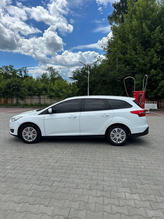 Ford Focus 2015 универсал