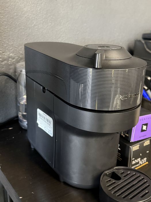 Máquina de Café Vertuo