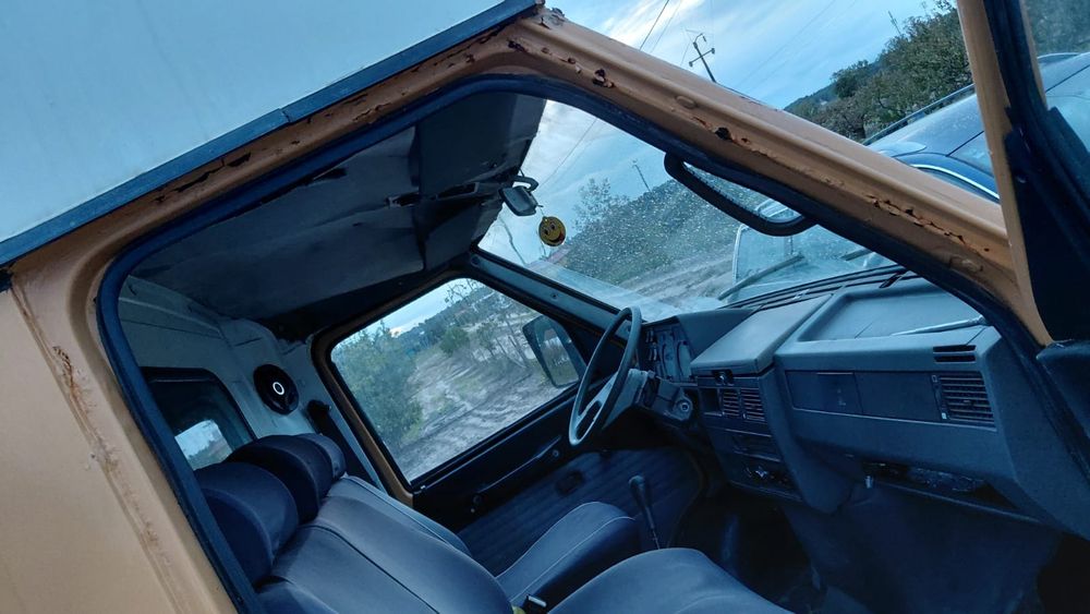 Iveco 351-12  2.5 ligeira