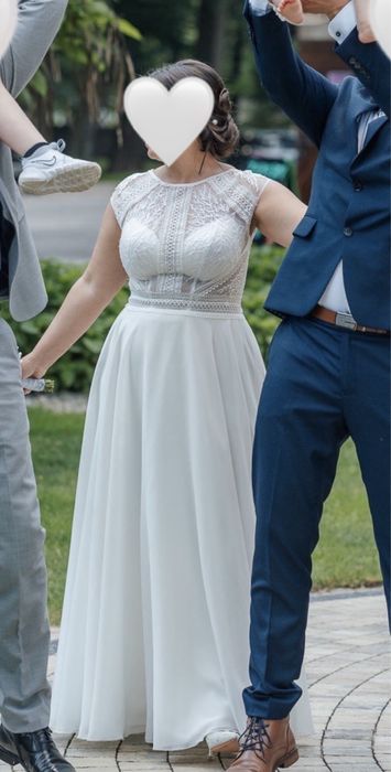 Bogato zdobiona suknia ślubna „Magnolia”