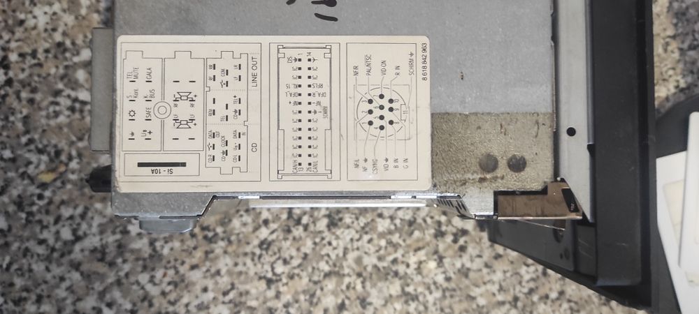 Radio Navigator plus audi a4