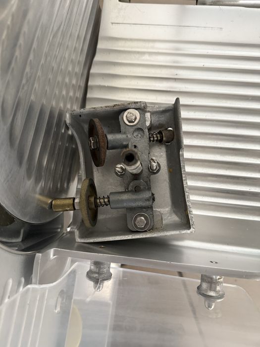 Слайсер Професійний з Підточкою Леза Німеччина