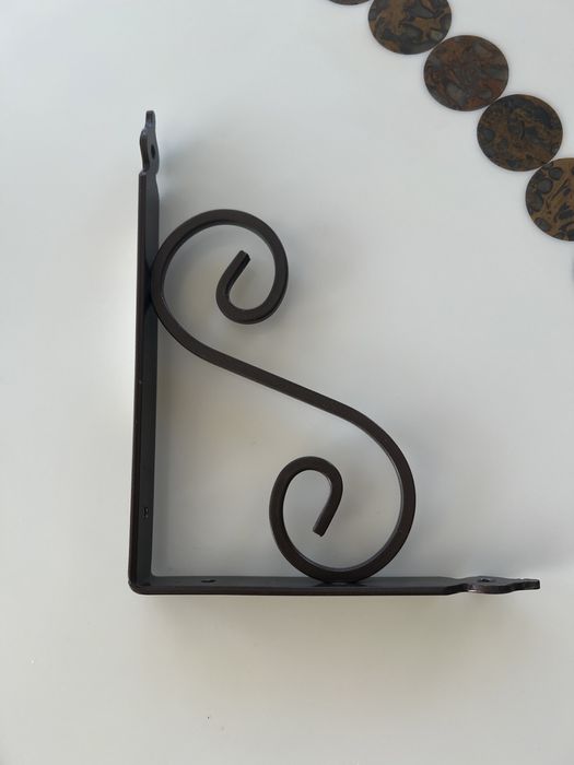 Кованые светильники, настенные люстры , кронштейны