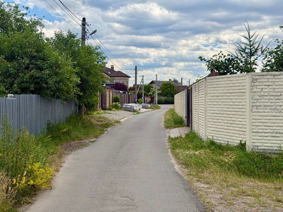 Продам будинок/дачу Вишгород/Осещина — 9 соток, у межах села. Поруч пляж та центр вул. Вишгородська