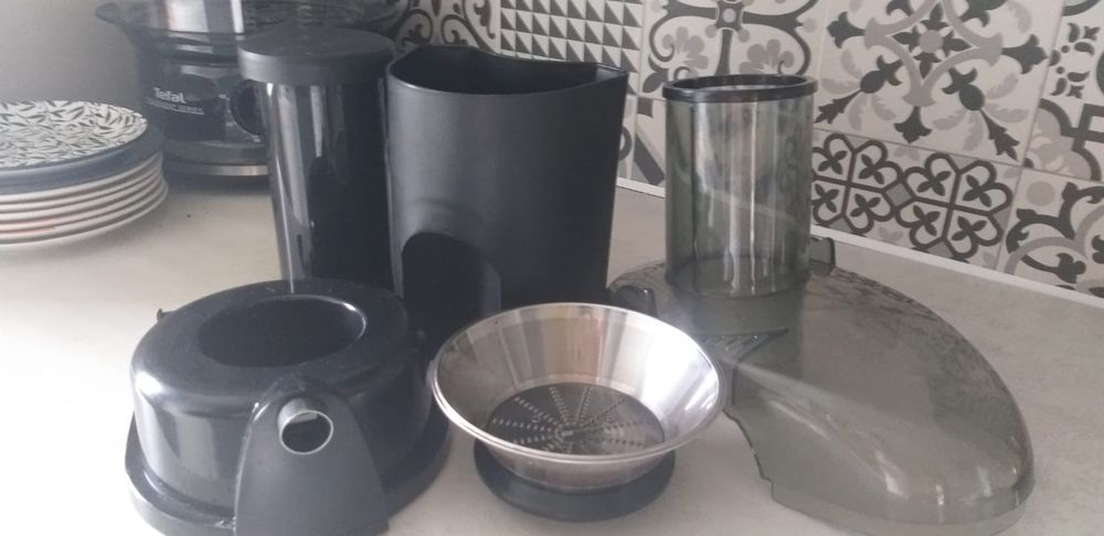 Sokowirówka Apollo Vitale