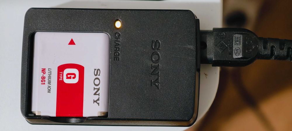Aparat Sony DSC H20
