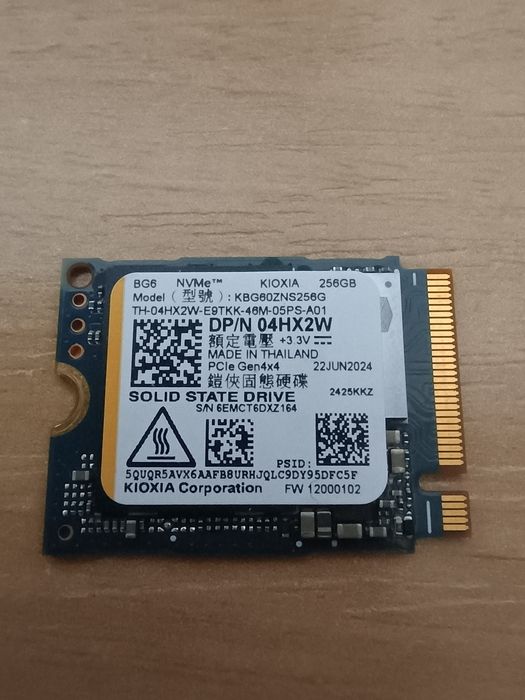 Hagibis 2230 M.2 NVMe та SSD Kioxia 2230 PCIex4 Gen4 NVMe 256 ГБ (BG6)