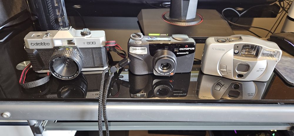 Maquinas antigas de  fotográficas