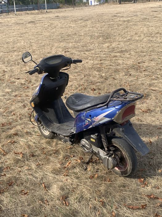 Продам скутер кануні