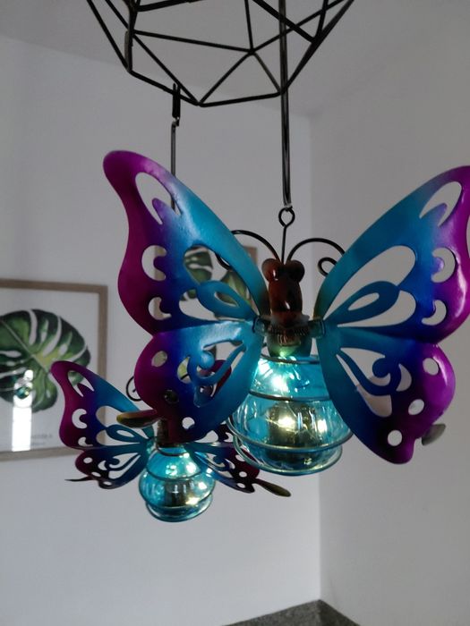 Lampki solarne wiszące motyle