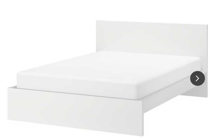 Cama casal branca como nova