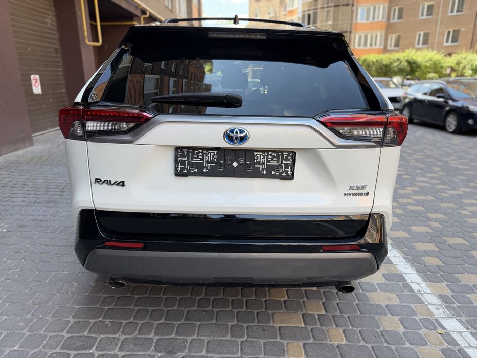 Rav 4 Hybrid XSE