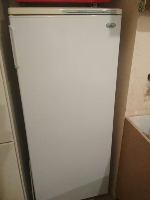 Продам морозильную камеру Атлант