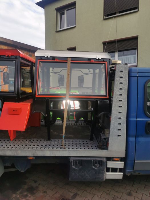 kabina ciągnikowa c360 c330 mf t25 maski błotniki  Transport