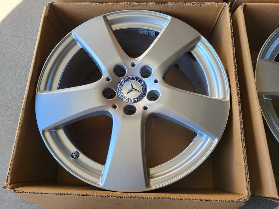 [579] Felgi aluminiowe Oryginał MERCEDES 17 Cali 5x112 ET48,5 KLASA C