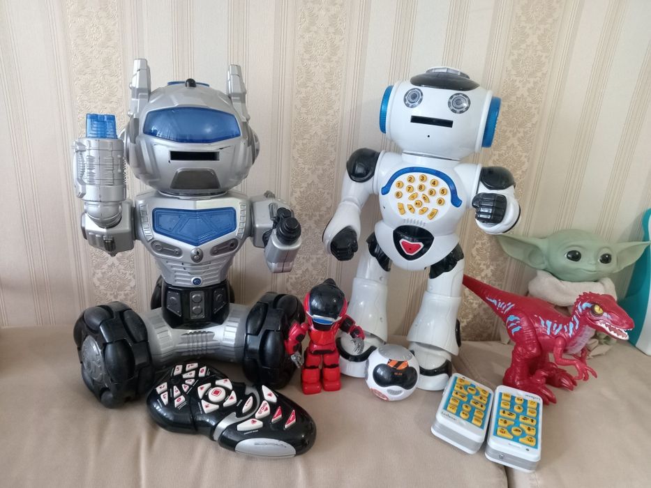 Интерактивный робот