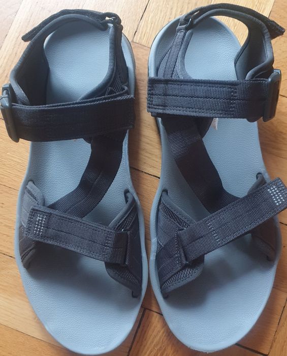 QUECHUA Sandały męskie NH 500, r. 46, stan b.db