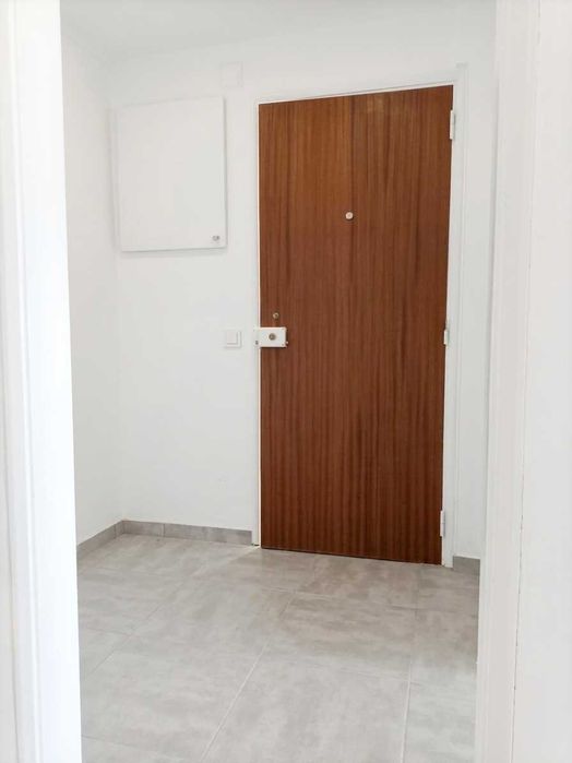 Apartamento T2 na Sobreda – Perto do Fórum Almada e Lisboa