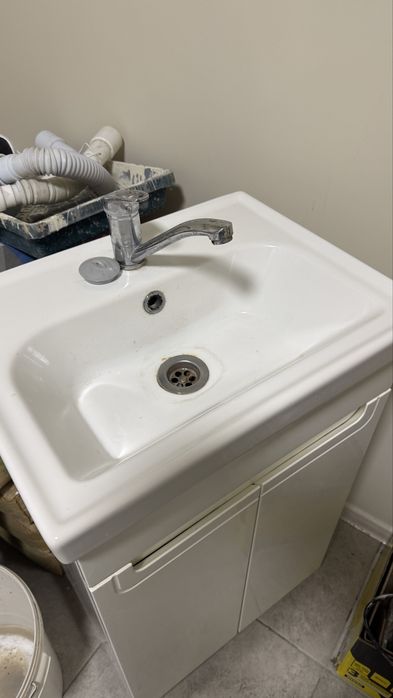 Продам тумбу з умивальником VIVACE 55 см