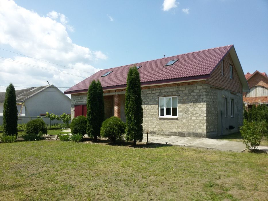 Будинок в с.Мамаївці, Чернівецька обл.