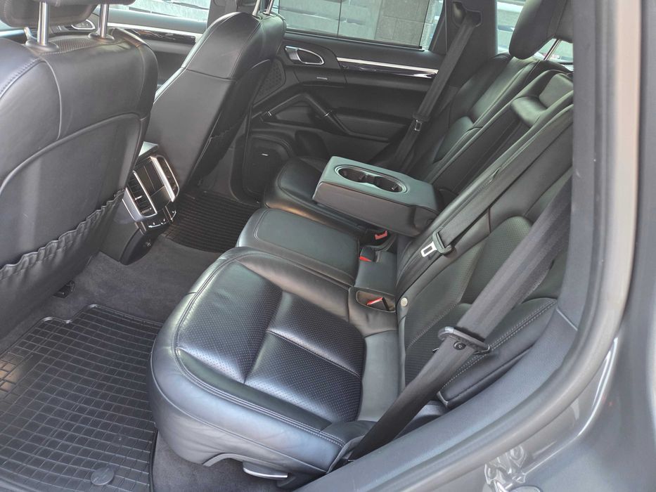 Porsche Cayenne 3.0 TFSI Hybryda