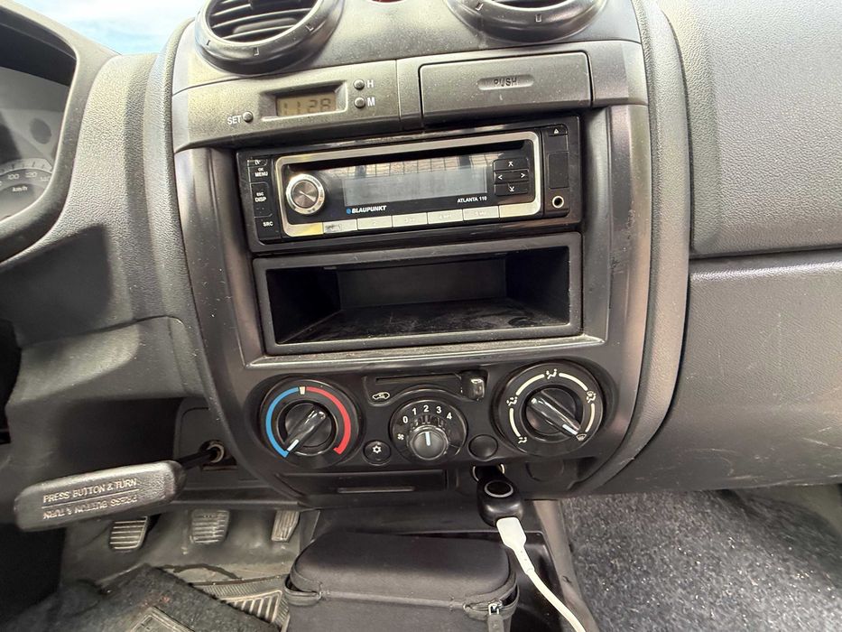 Carrinha ISUZO D MAX 4 X 2