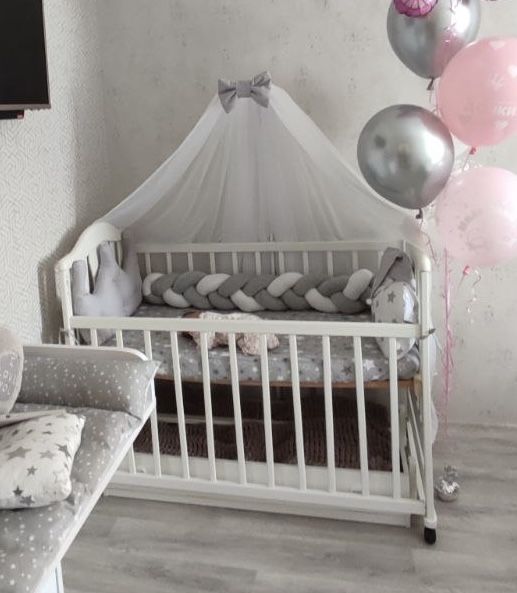 Дитяче ліжко в гарному стані