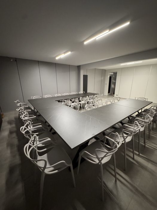 Level 21 kameralna sala na wynajem. Komunia