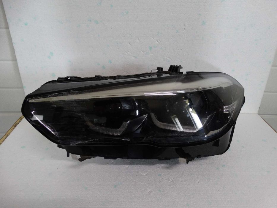 Lampa lewa przednia BMW X5 G05 X6 G06 Full LED 9.481.779