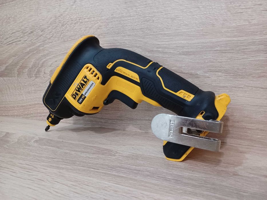 Wkrętarka do płyt G-K DeWalt 18 V DCF620 2022r Body Stan BDB Okazja!