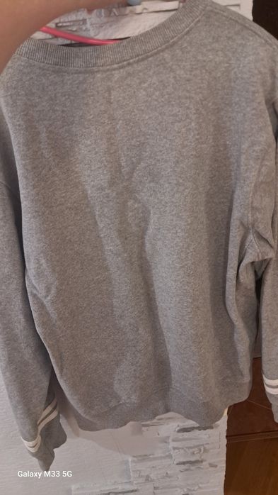 Сірий світшот Nike