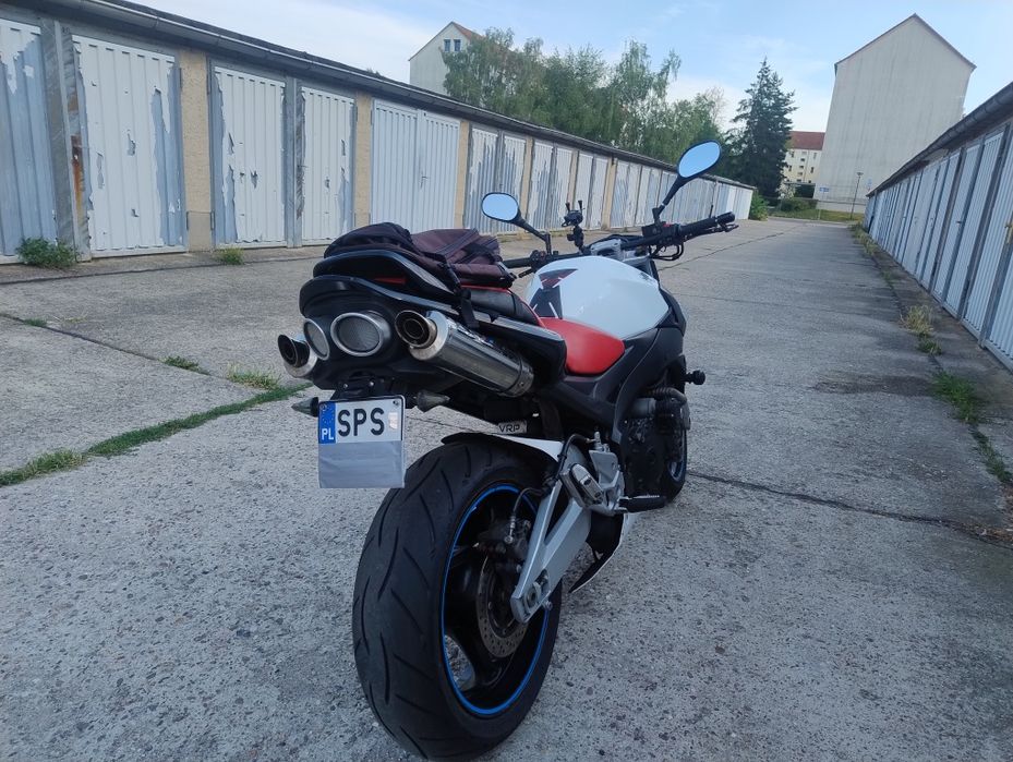 Suzuki GSR 600 2007