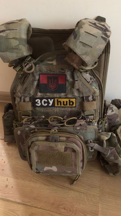 Плитоноска з підсумками, поясна система + підсумки