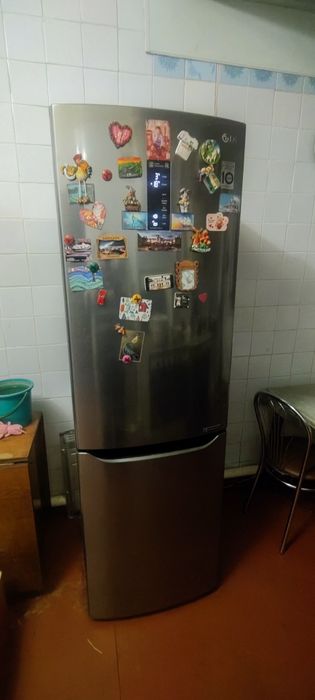 Продам холодильник LG